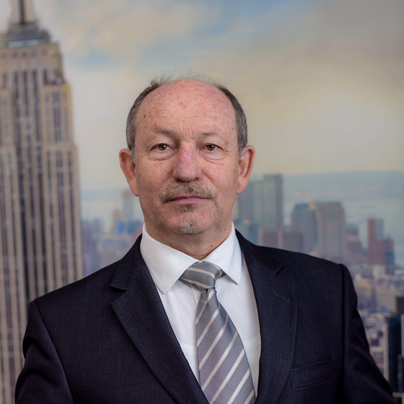 Profile photo of agent Hoffer Tibor